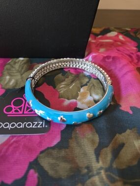 paparazzi Turquoise Enamel Heart Bangle Bracelet